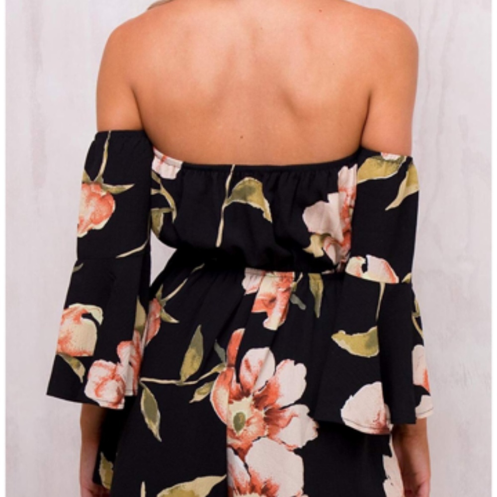 🏆Off Shoulder Floral Romper - Picture 3 of 7